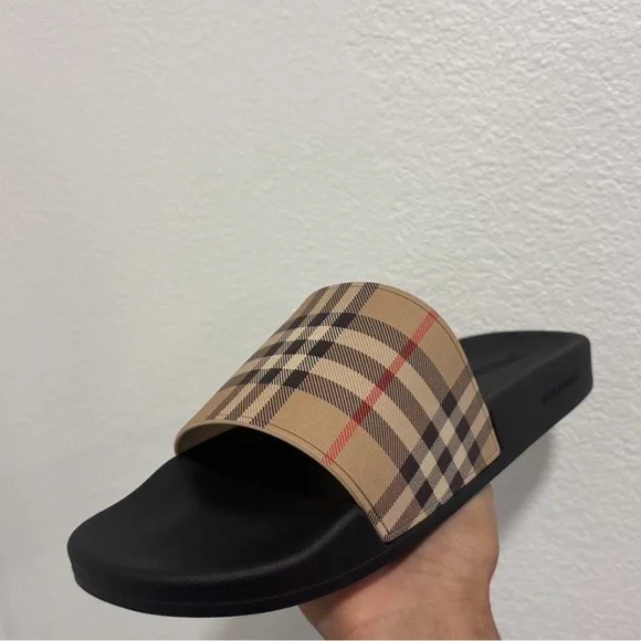 Burberry Beige Check Slides Size 10M - Picture 1 of 4